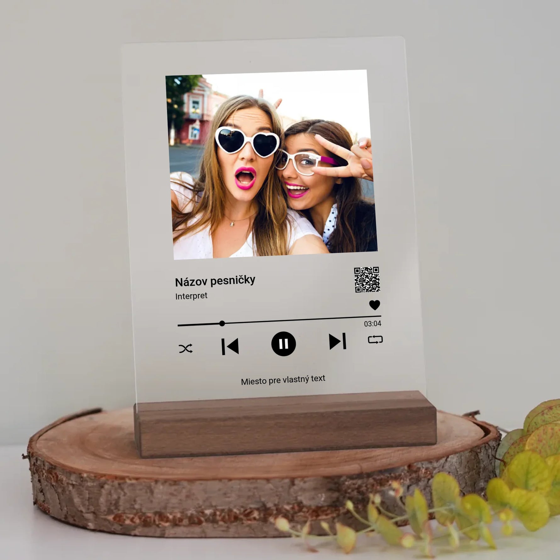monmo_akrylove sklo_tmavy stojan -