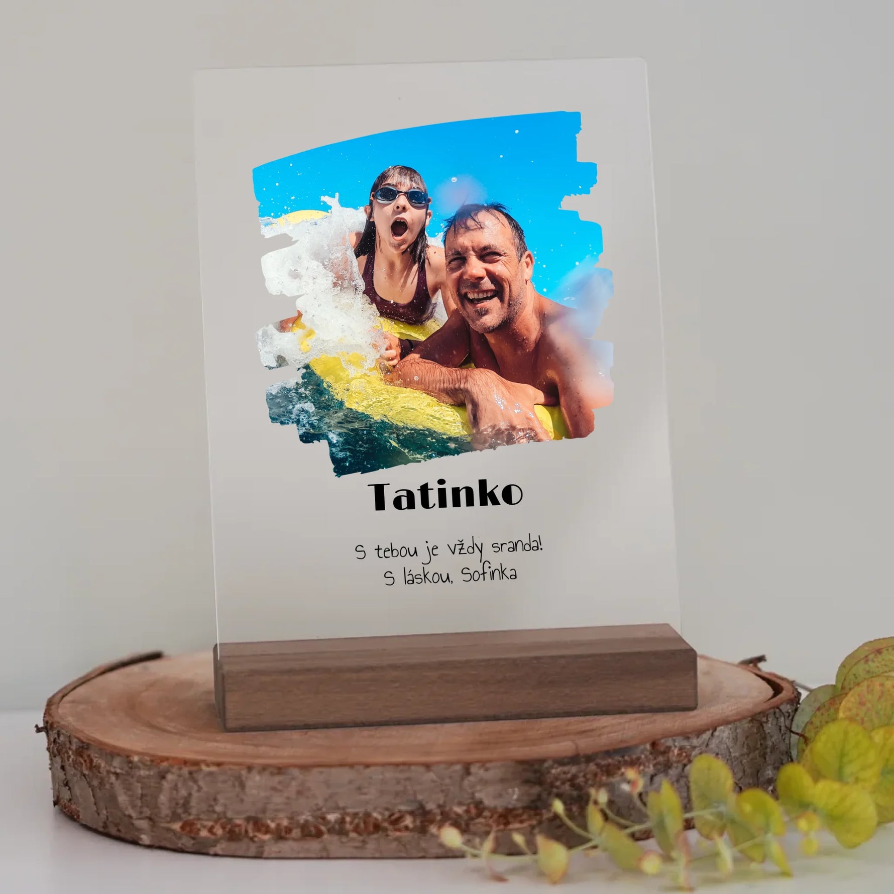 monmo_akrylove sklo_tmavy stojan -